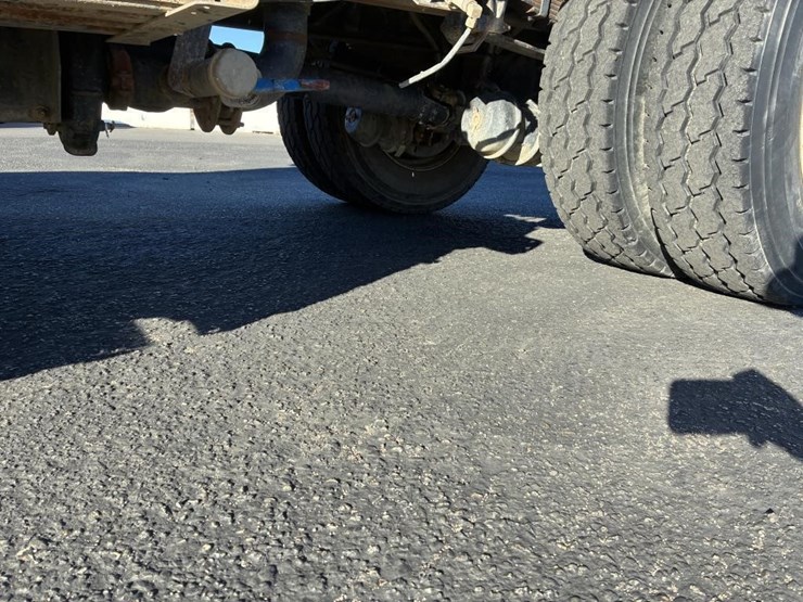 2015-ford-f750-image-5