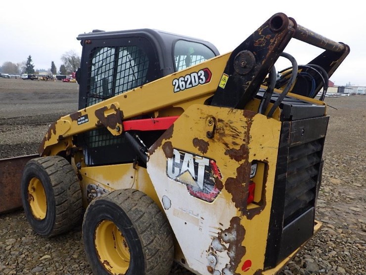 caterpillar-262d3-image-12