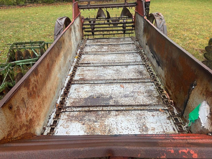 manure-spreader-image-4