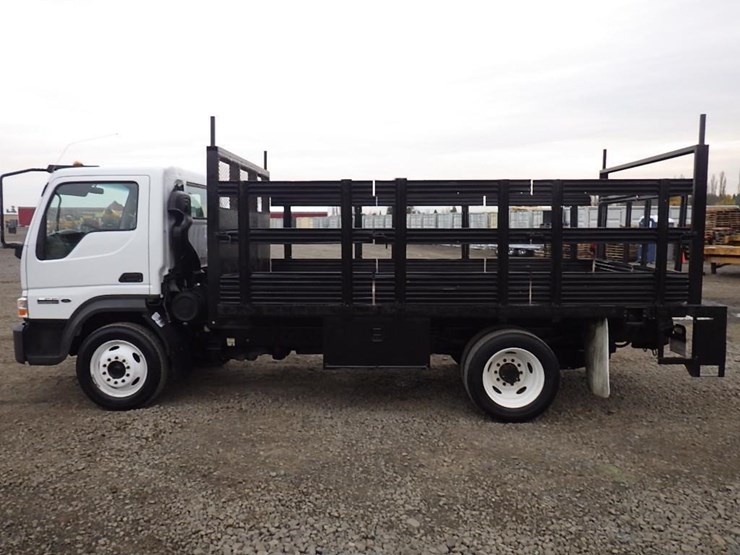 2007-ford-lcf-image-8