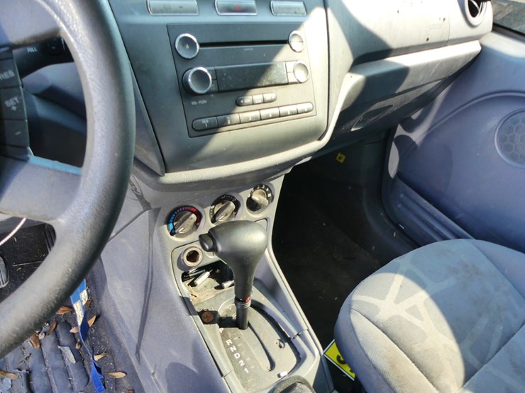 2013-ford-transit-connect-image-14