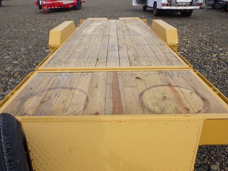 2026-delta-7'x20'-t/a-tilt-deck-trailer-image-9