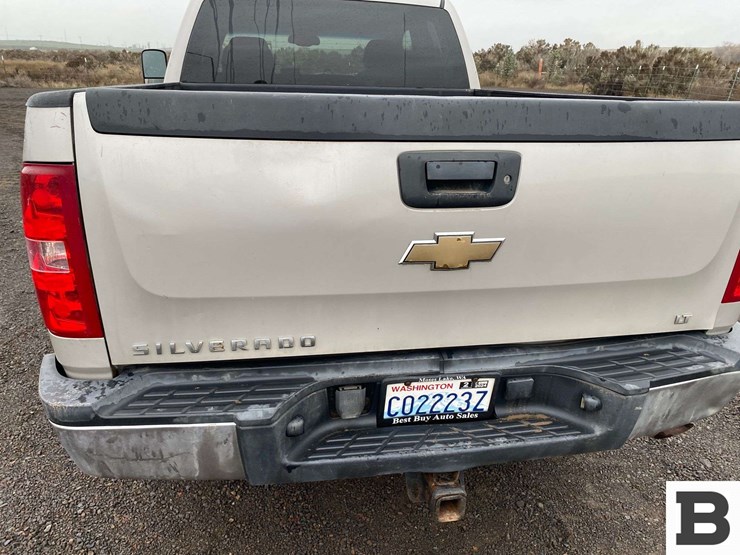 2008-chevrolet-2500-image-21