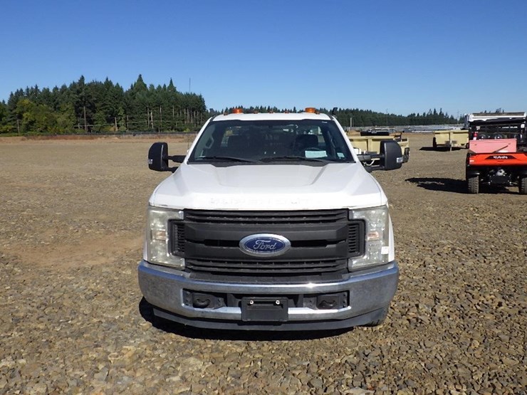 ford-f350-image-2