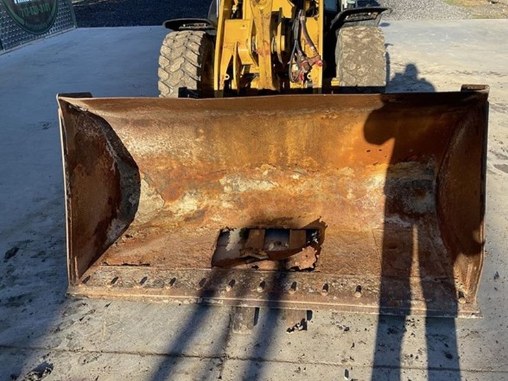 caterpillar-906m-image-8