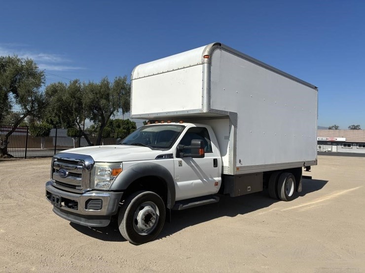 2015-ford-f550-xlt-image-1