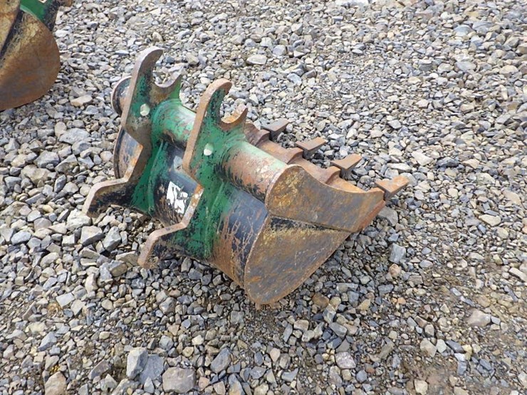 john-deere-24-image-3