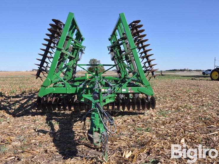 2011-john-deere-2310-image-2