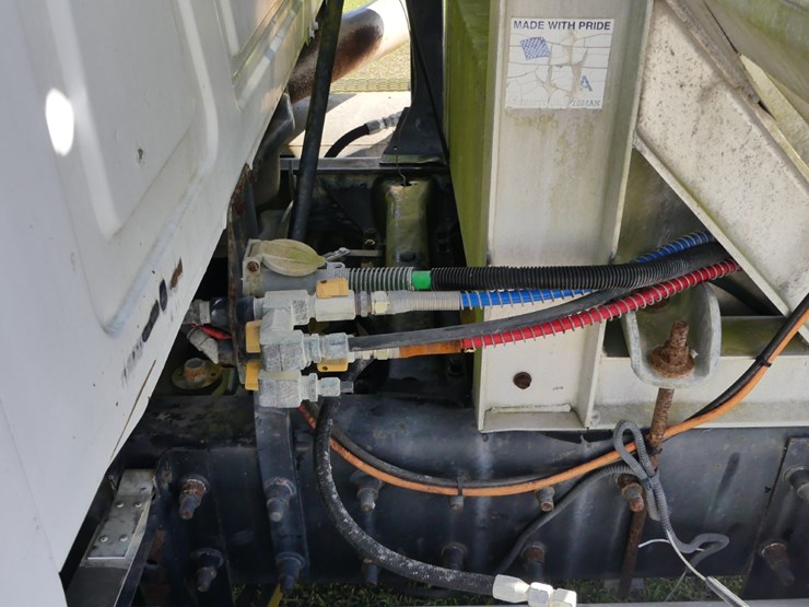 2000-mack-ch613-image-10