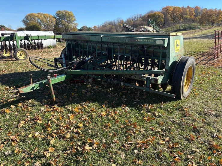 john-deere-8300-image-10