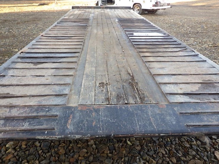 25'-t/a-equipment-trailer-image-6