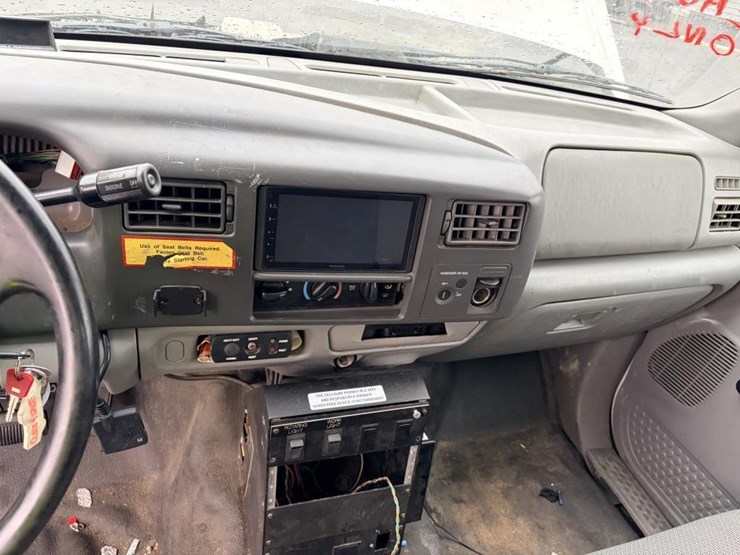 2004-ford-f450-image-12