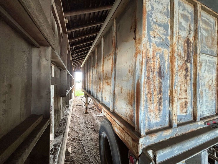 1986-fruehauf-28ft-image-3