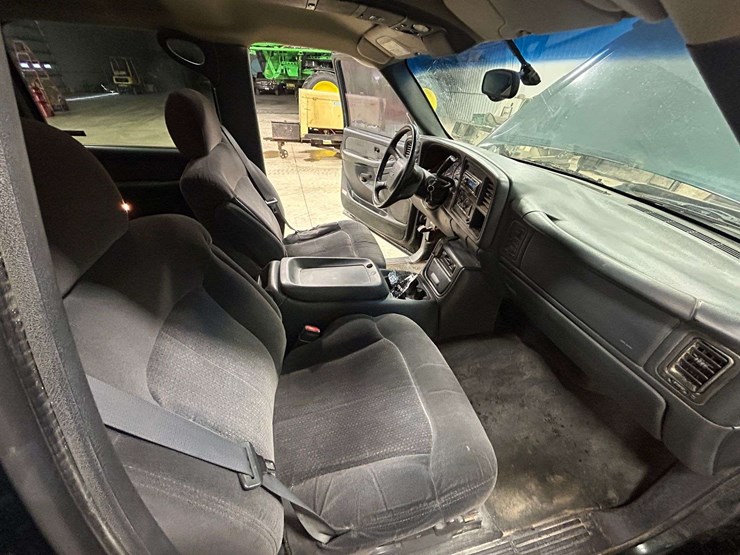 2001-chevrolet-2500-image-24