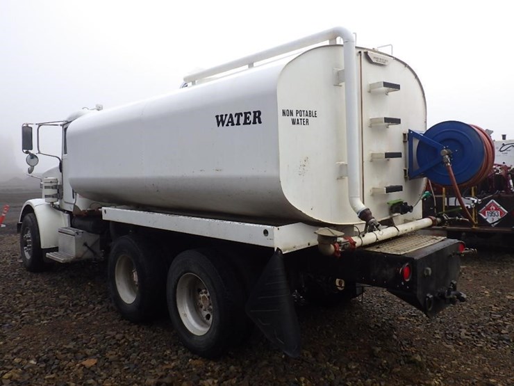 peterbilt-357-image-7