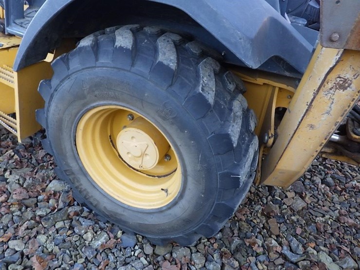 deere-310sj-image-40