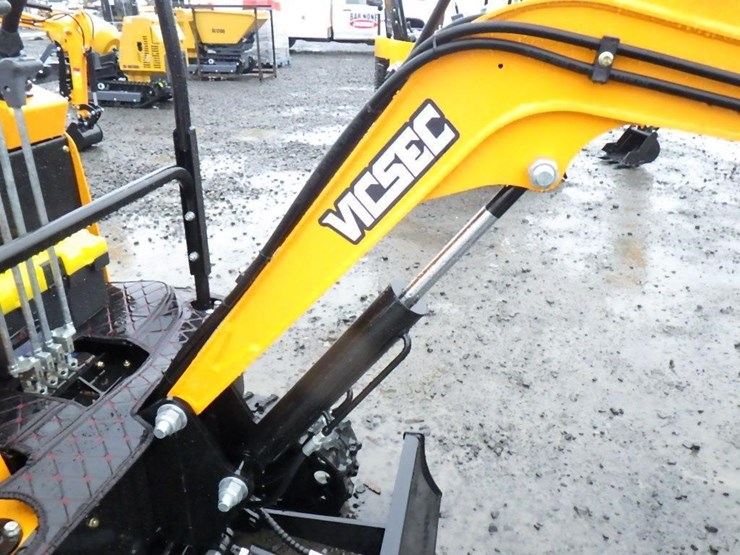 2025-vicsec-15-y-hydraulic-excavator-image-11
