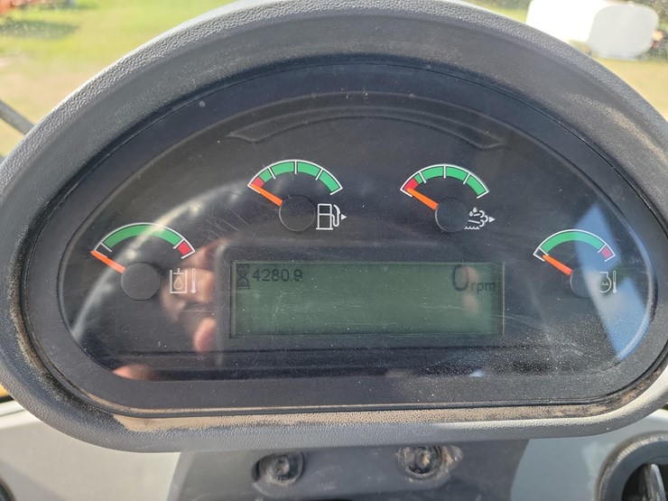 2020-caterpillar-926-image-15