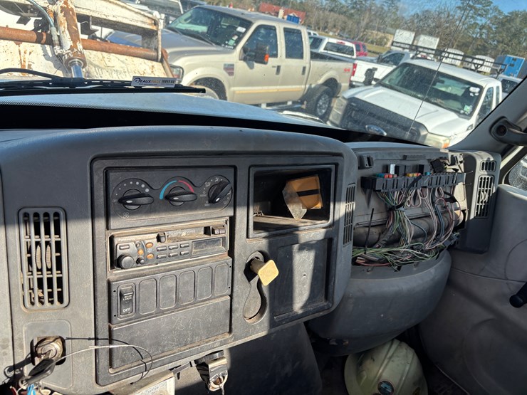 international-4300-image-20