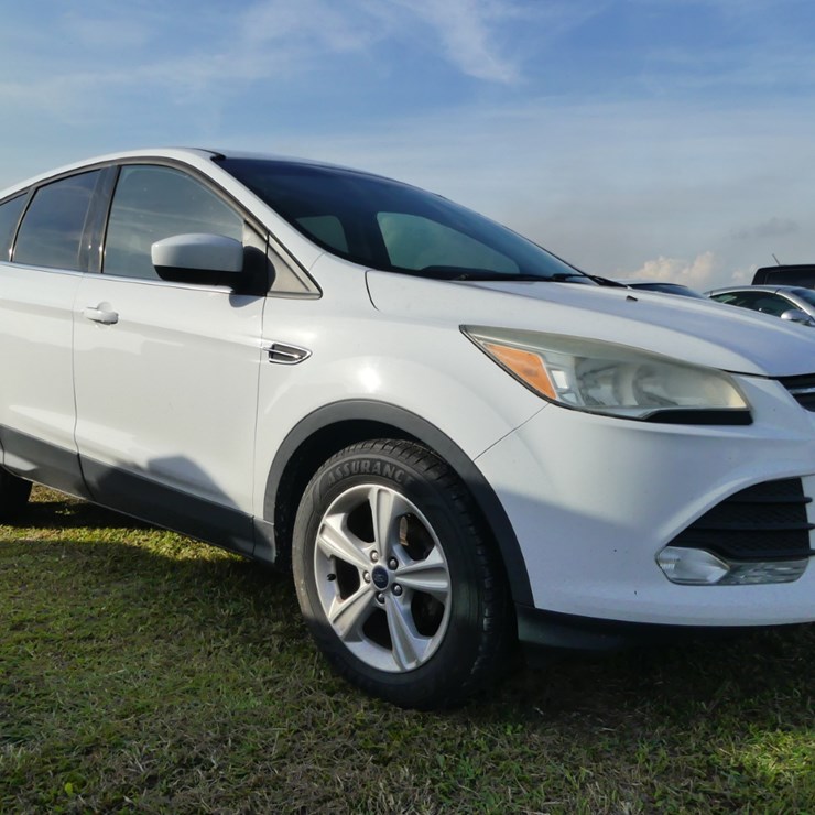 FORD ESCAPE SE