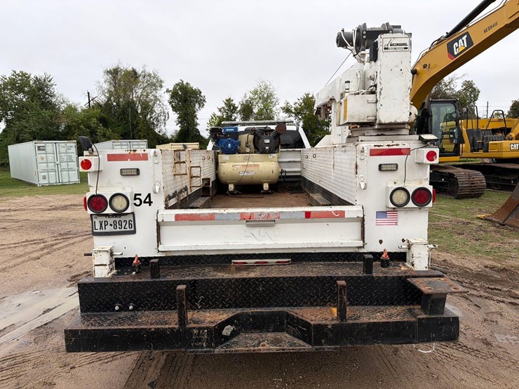 2019-ford-f550-image-6