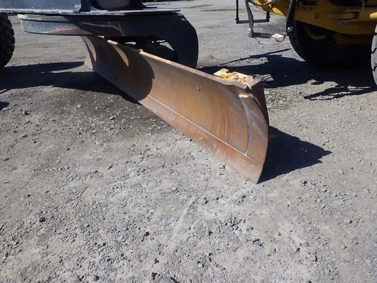 2012-deere-672gp-image-14