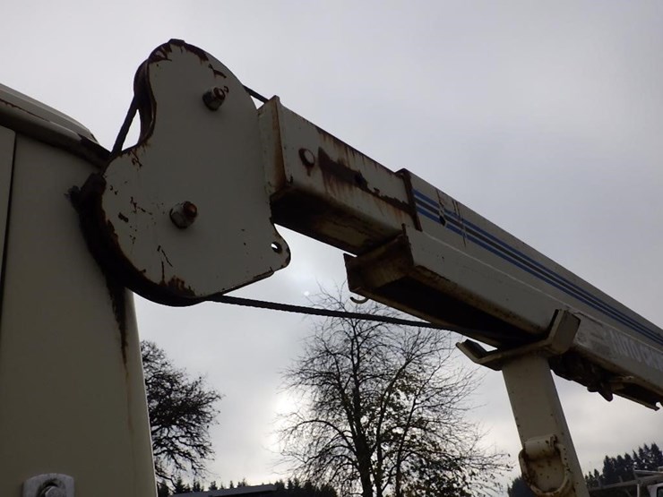 international-4700-image-20