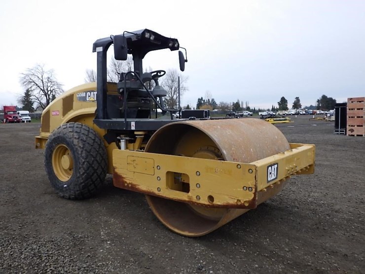 caterpillar-cs56b-image-2