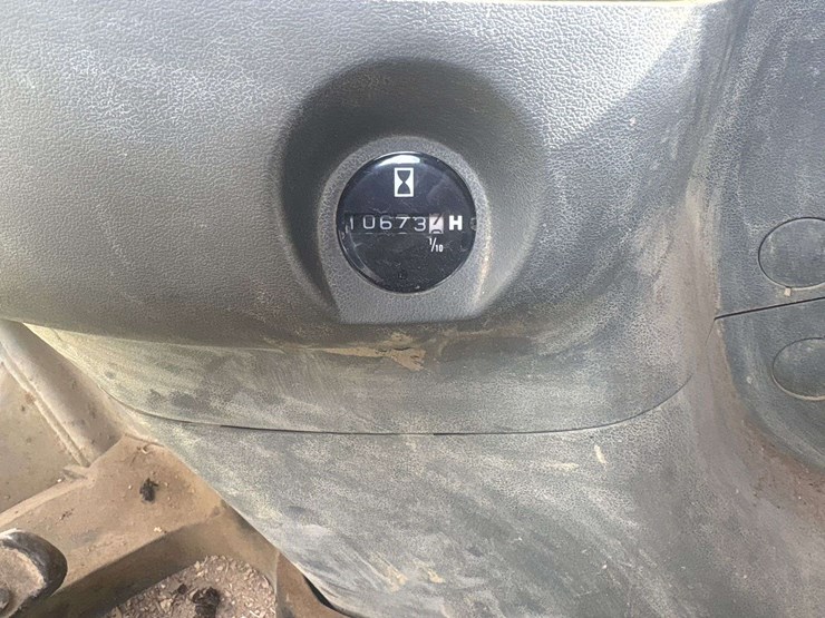 deere-230-lc-image-4