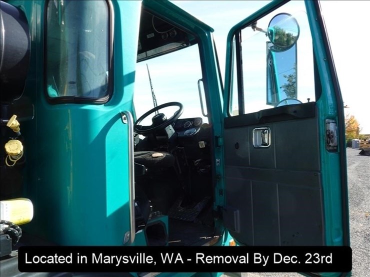 2015-wayne-curbtender-image-17