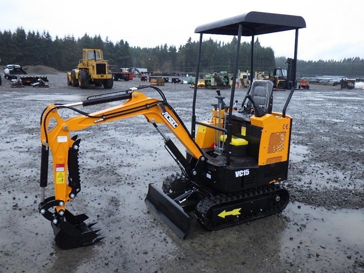 2025-vicsec-15-y-hydraulic-excavator-image-1