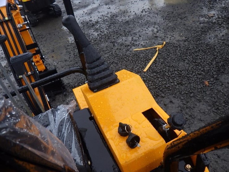 2025-vicsec-15-hydraulic-excavator-image-21