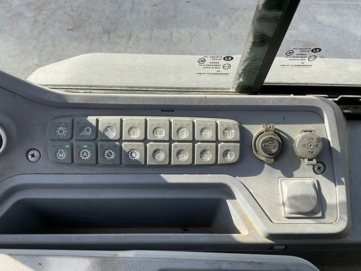 2023-develon-dl220-7-image-12