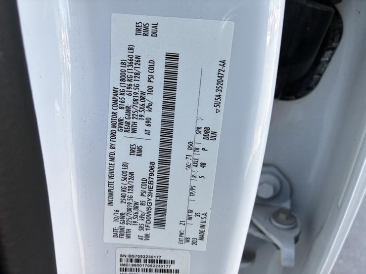 2017-ford-f550-xlt-image-21