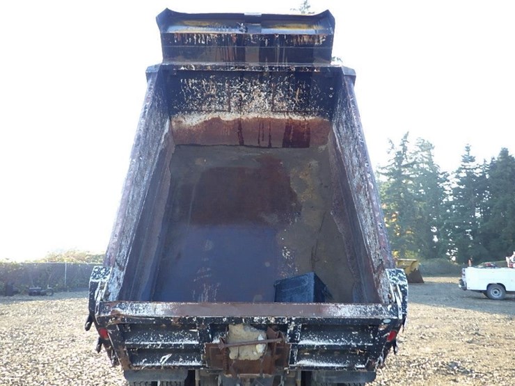 1997-ford-l8513-image-10