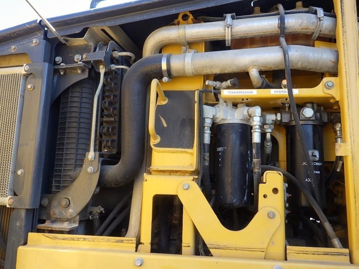 2012-deere-672gp-image-36