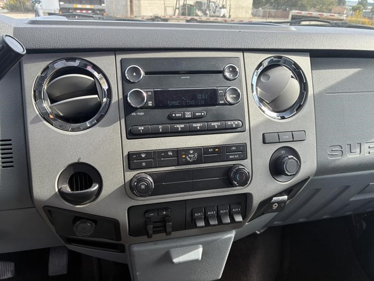 2016-ford-f550-xlt-image-14