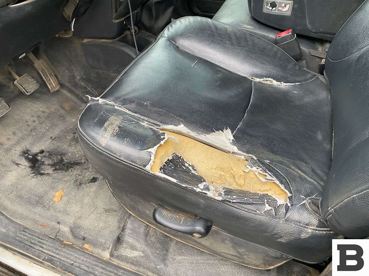 2005-dodge-ram-2500-image-31