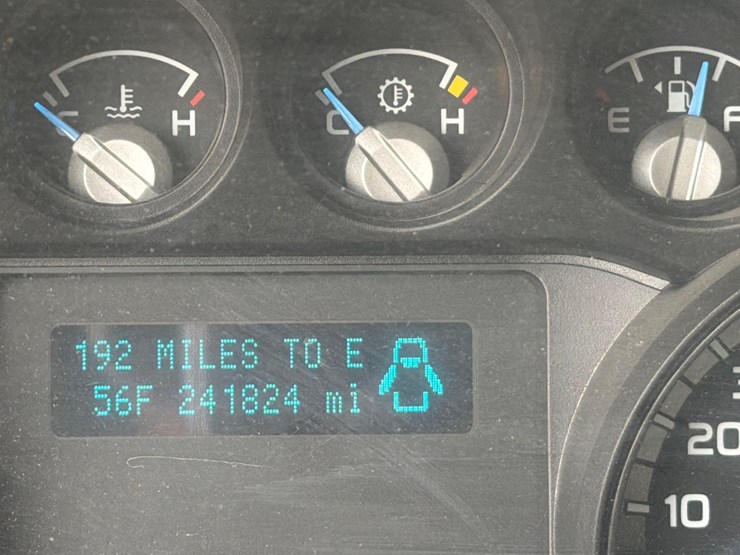 2015-ford-f450-image-24