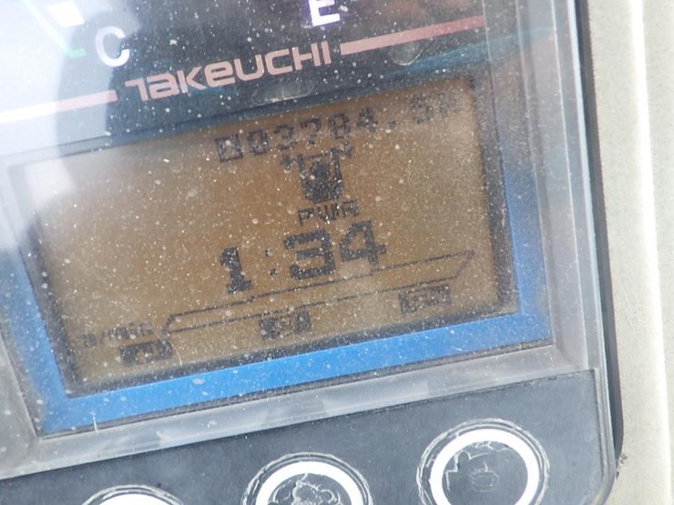 takeuchi-tb230-image-27