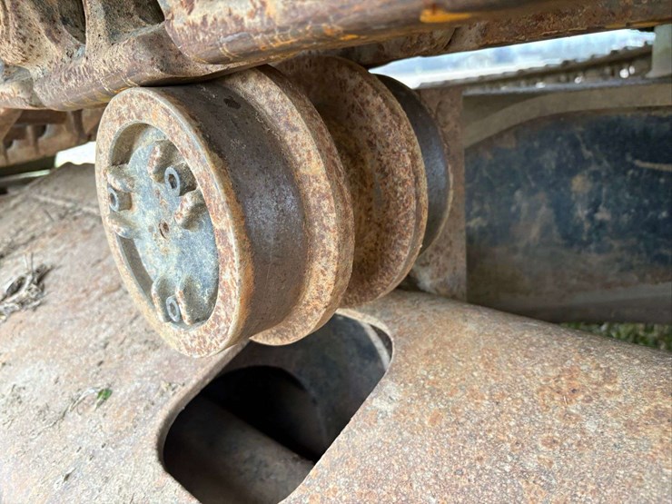 caterpillar-325cl-image-9