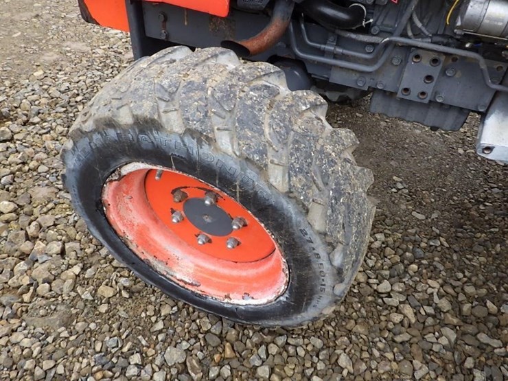 kubota-l2501-image-27