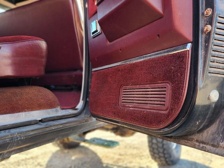 1988-gmc-sierra-3500-image-7