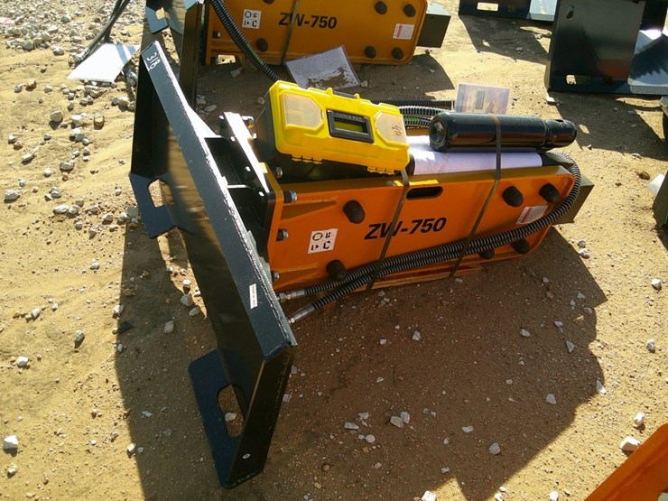 wolverine-zw750-hyd-breaker-f/-skid-steer-image-1