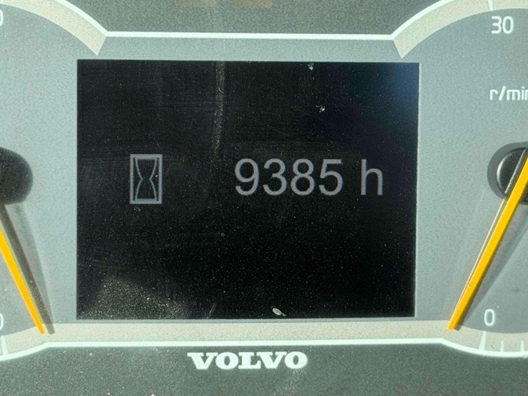 2015-volvo-a40g-image-18