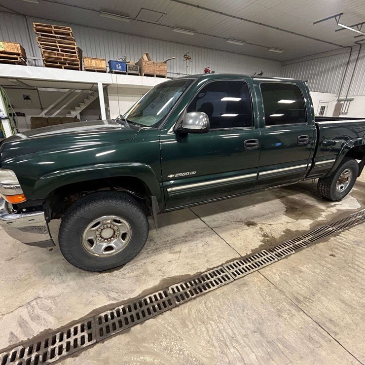 2001 CHEVROLET 2500