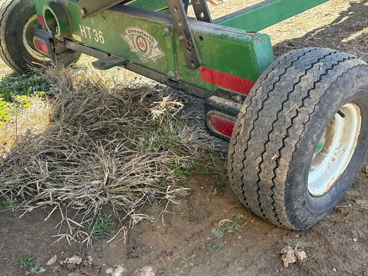 unverferth-35'-header-cart-image-7