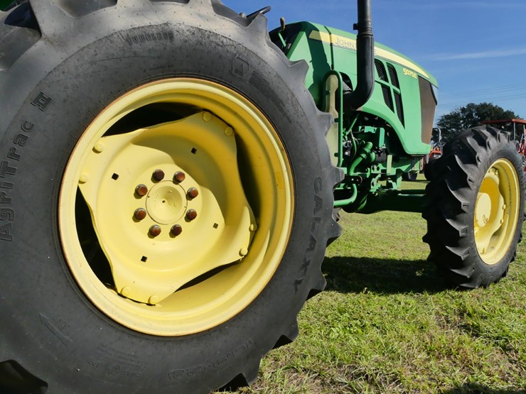 john-deere-5075e-image-8