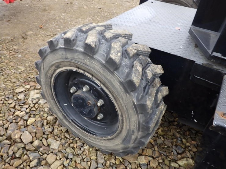 articulating-boom-lift-image-24