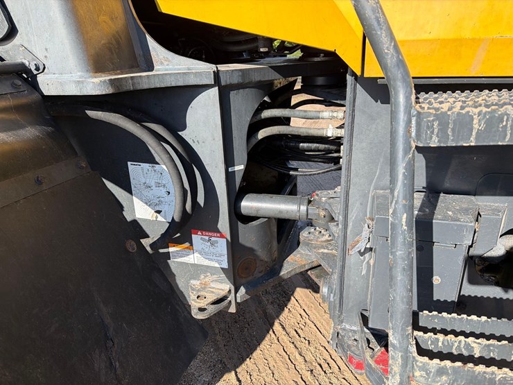 2020-komatsu-wa320-8-image-10